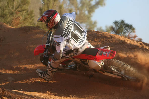 Fly Racing